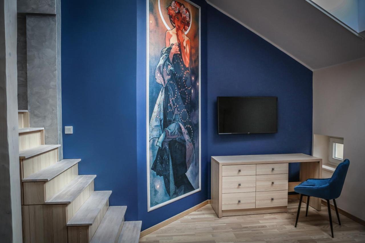 Main Square Platan Loft Collection