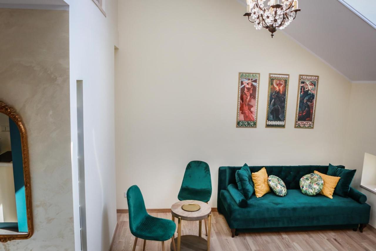 Apartment Main Square Platan Loft Collection