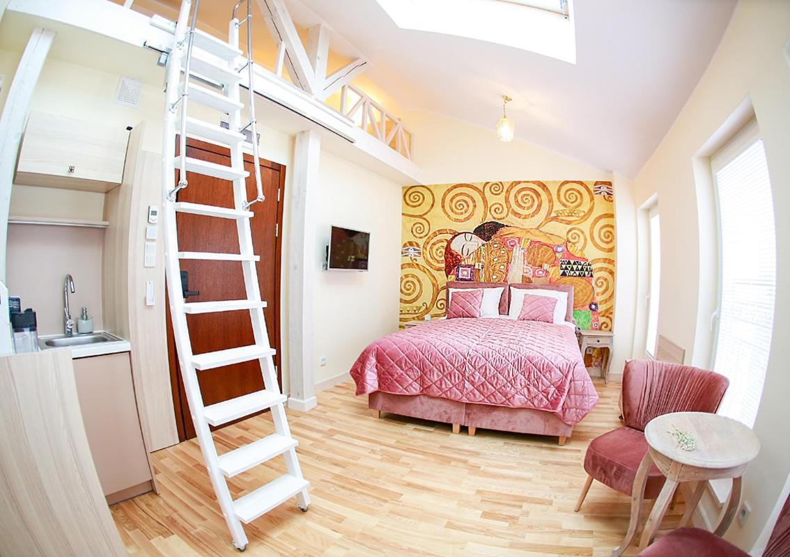 Apartment Main Square Platan Loft Collection *