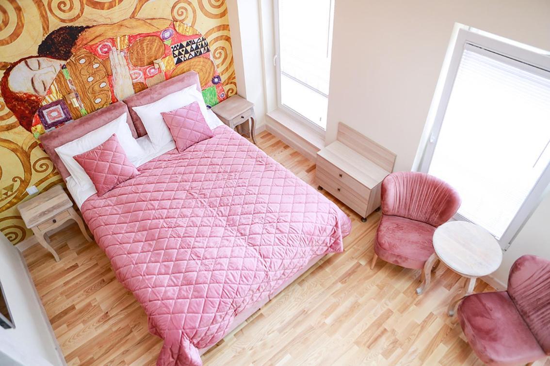 Apartment Main Square Platan Loft Collection