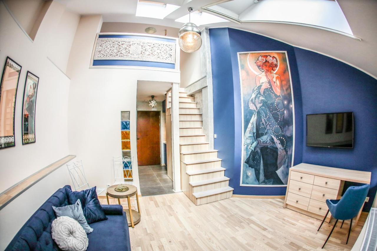 Main Square Platan Loft Collection Apartment